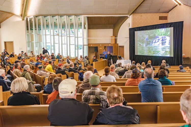 A full house watching a fly-fishing film at the 2023 Battenkill festival.