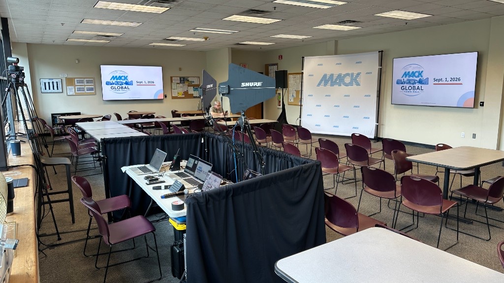 Mack Molding Global Town Hall 2026 in the Arlington cafeteria.